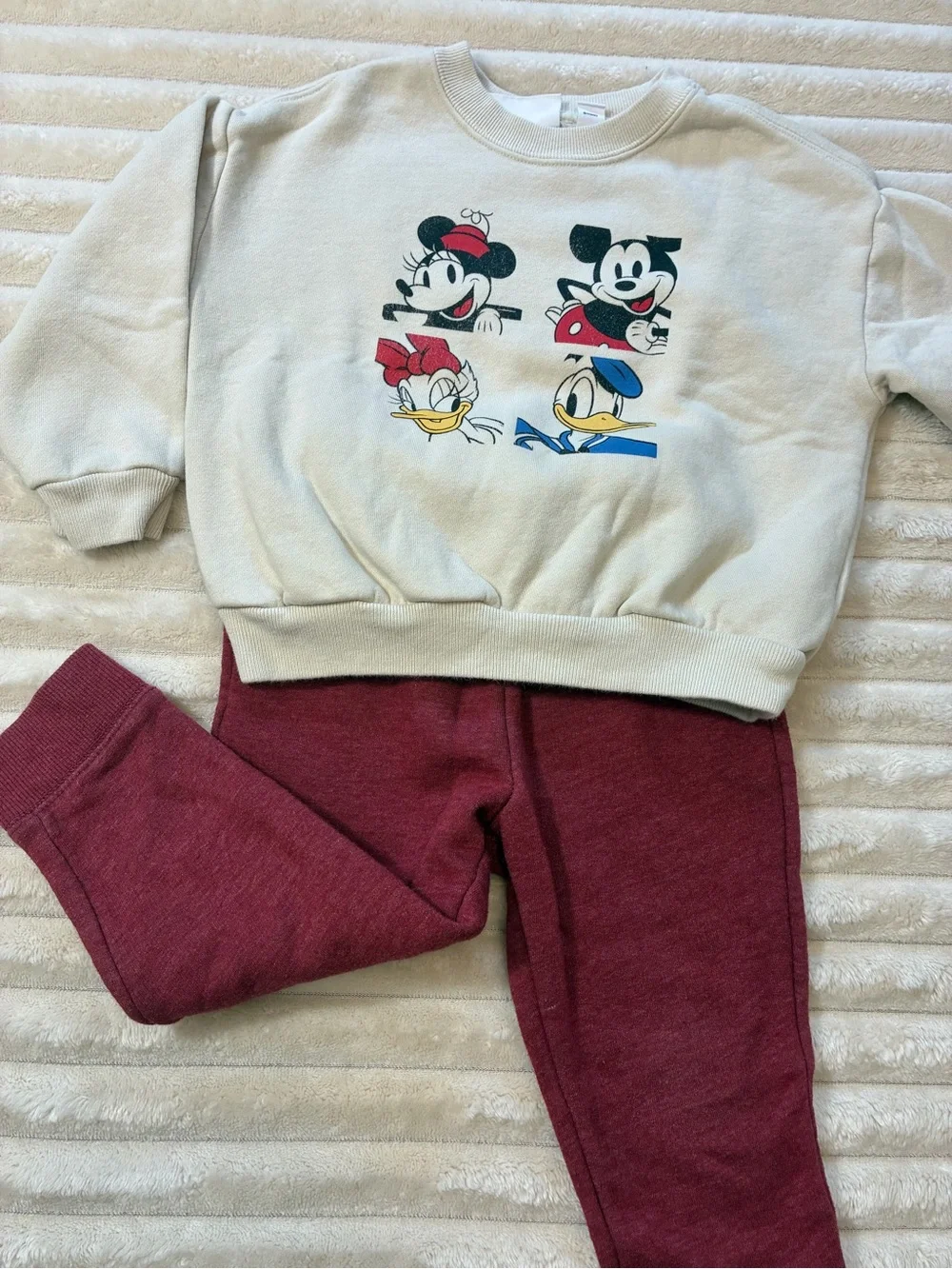 Gap 2T Disney Mickey & Friends Off White Sweatshirt